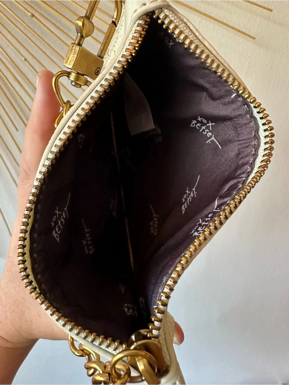 Betsey Johnson Cream Floral Embossed Wristlet Clutch With Gold Chain Strap NWOT
